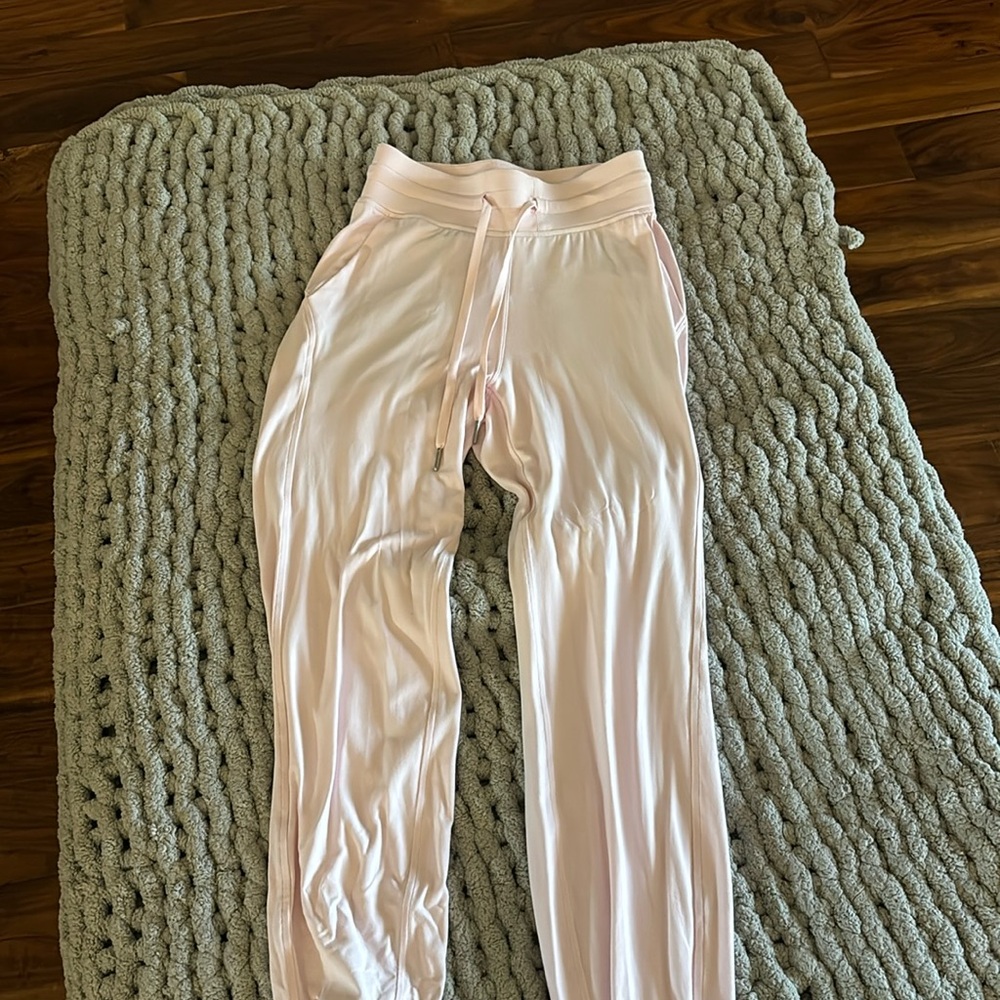 pink lulu joggers